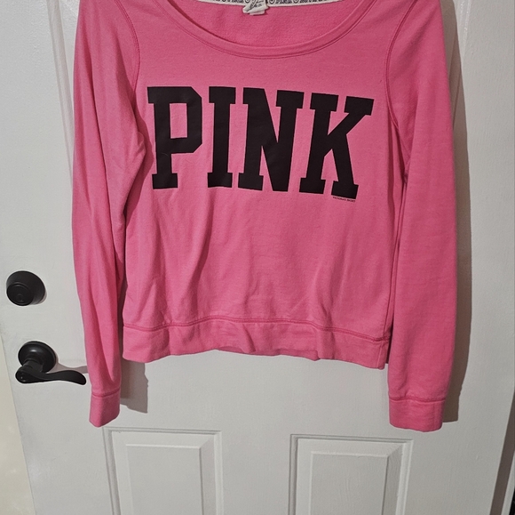 V.S.Pink lightweight sweatshirt - Picture 7 of 9